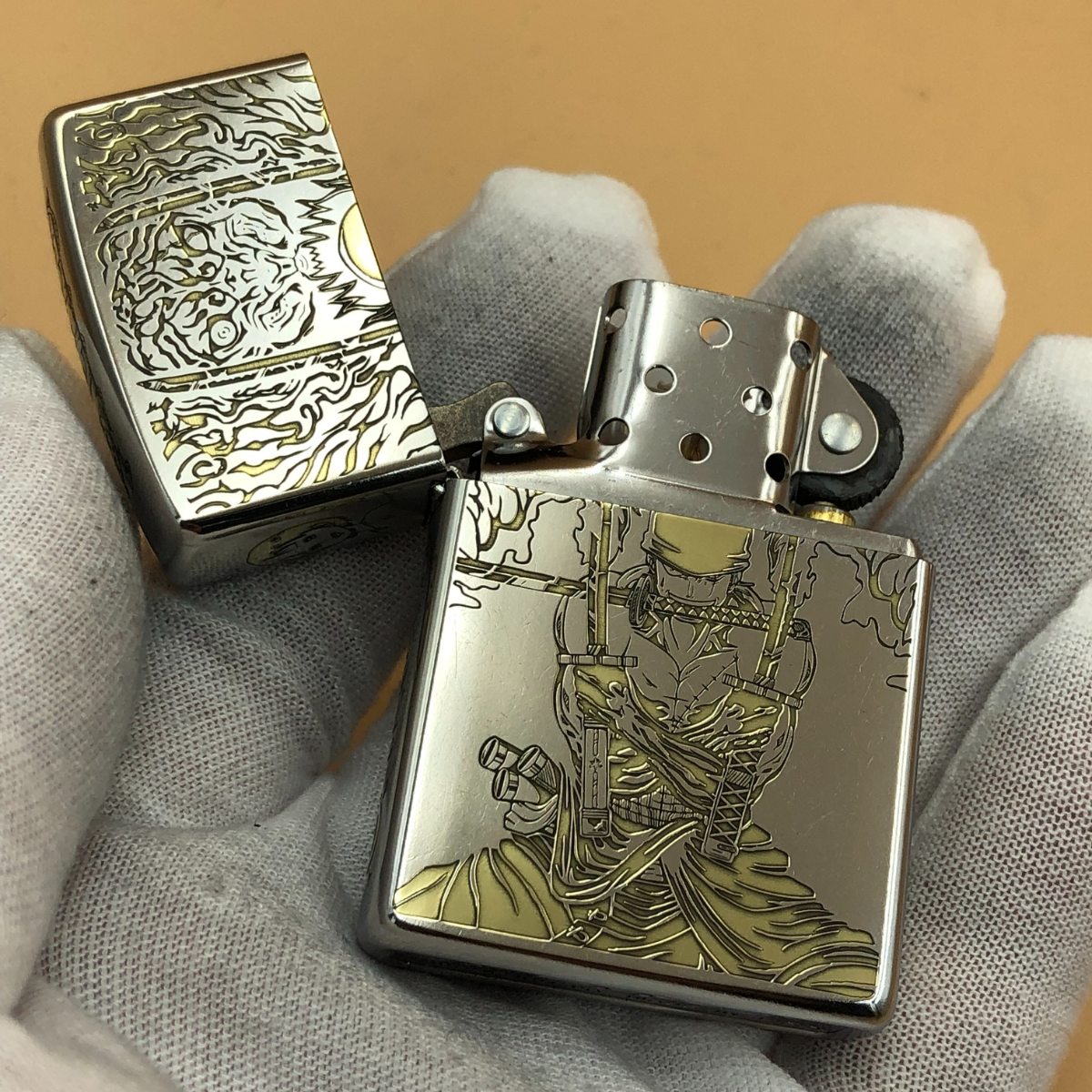 Original Zippo Lighter Roronoa Zoro – Deep 5-Sided Engraving, One Piece Design – Street Chrome
