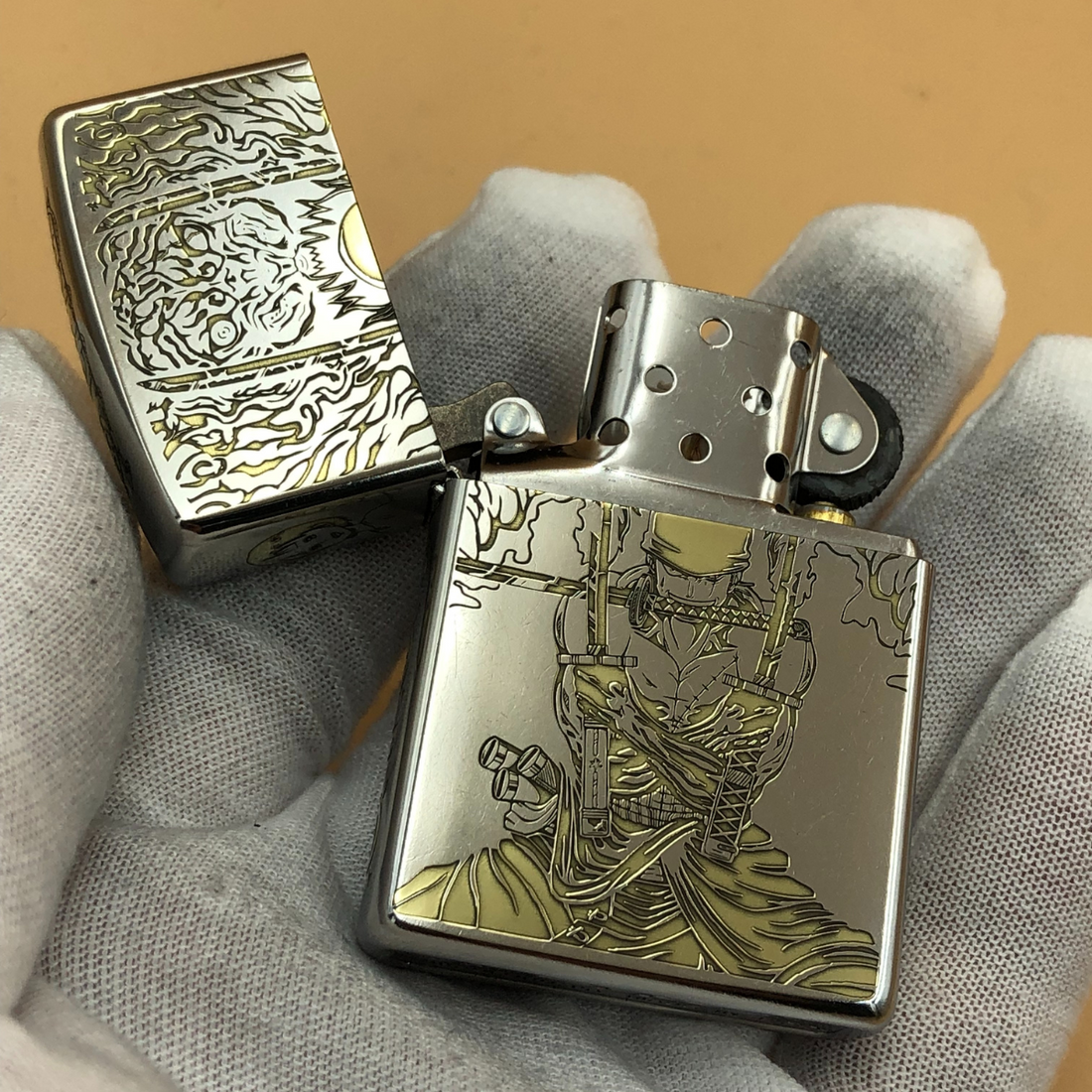 Original Zippo Lighter Roronoa Zoro – Deep 5-Sided Engraving, One Piece Design – Street Chrome