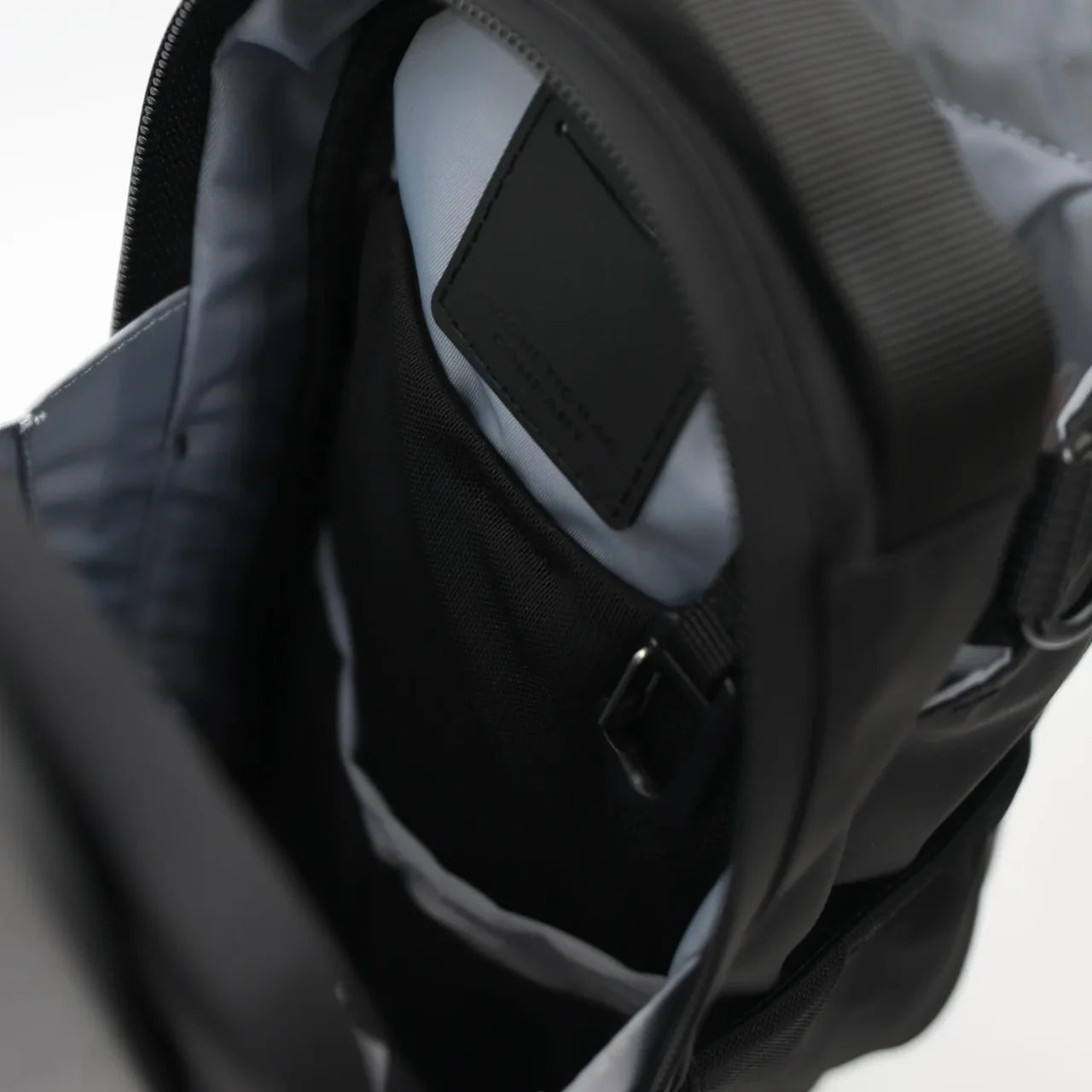 Gaminin™ Magnetic Bag