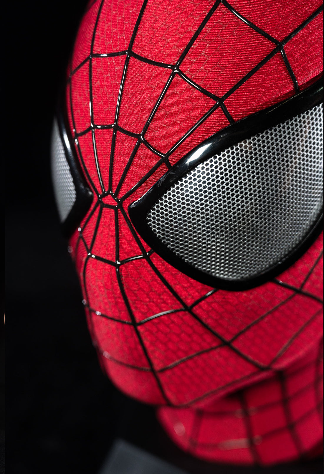 Handmade V5 Full‑Head Mask with Magnetic Lenses – Fan‑Made Marvel Prop