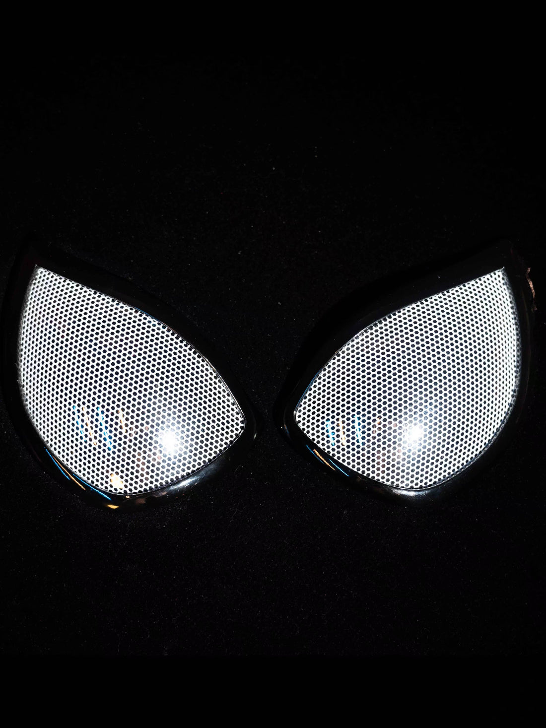 Handmade V5 Full‑Head Mask with Magnetic Lenses – Fan‑Made Marvel Prop