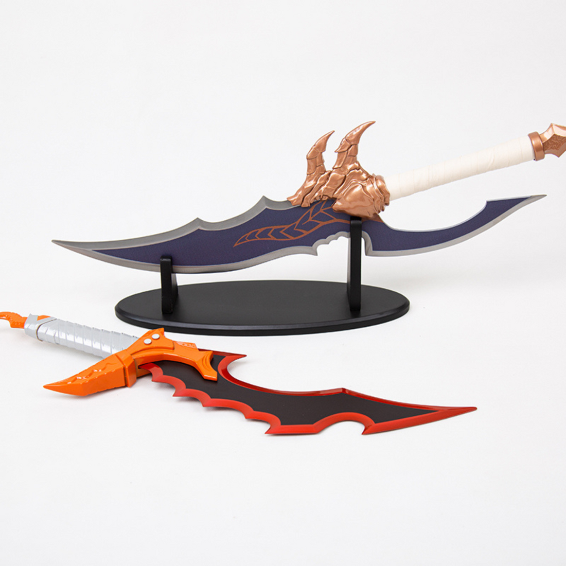 Sung Jin-Woo Daggers Set – Solo Leveling Cosplay Weapons