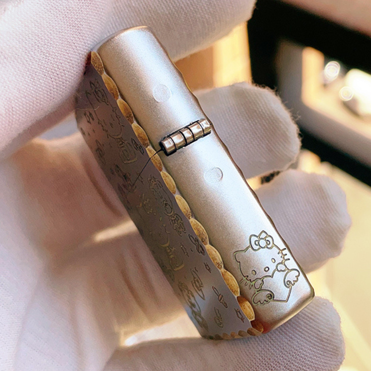 H.e.llo K.i.tt.y Zippo Lighter Deep Engraved Gold Chrome Finish