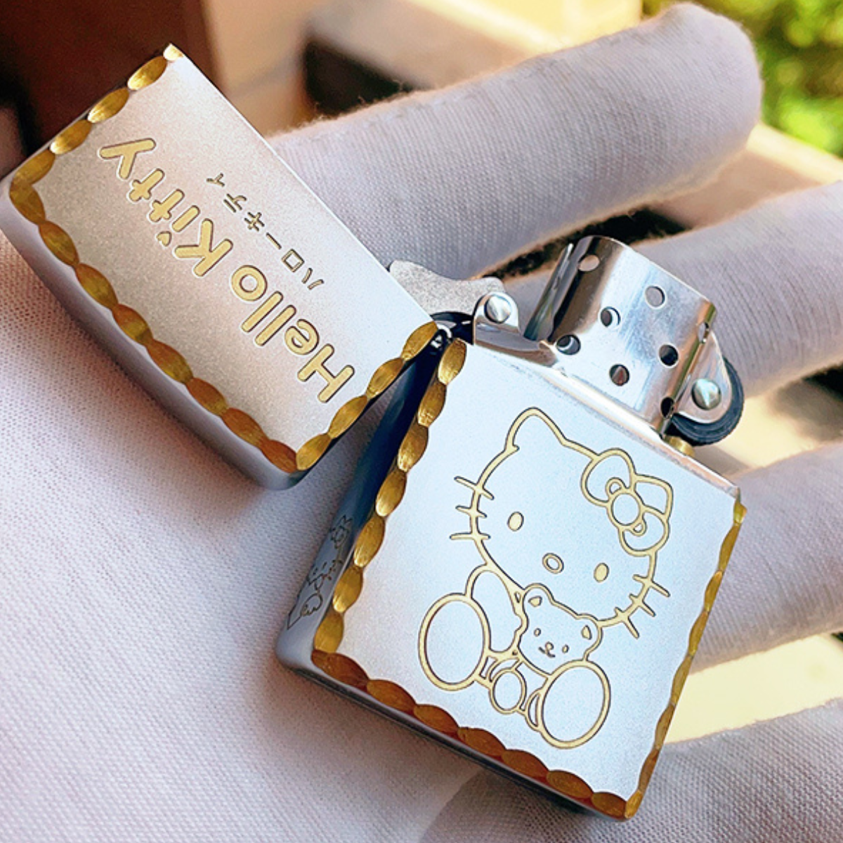 H.e.llo K.i.tt.y Zippo Lighter Deep Engraved Gold Chrome Finish