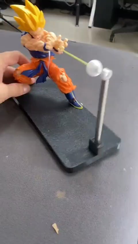 Gaminin™ Super Saiyan Magnetic Light Beam Figurine