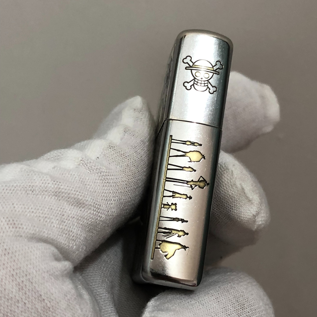 Zippo Lighter R. Zoro Evolution – Deep 3-Sided Engraving, One Piece Street Chrome Design