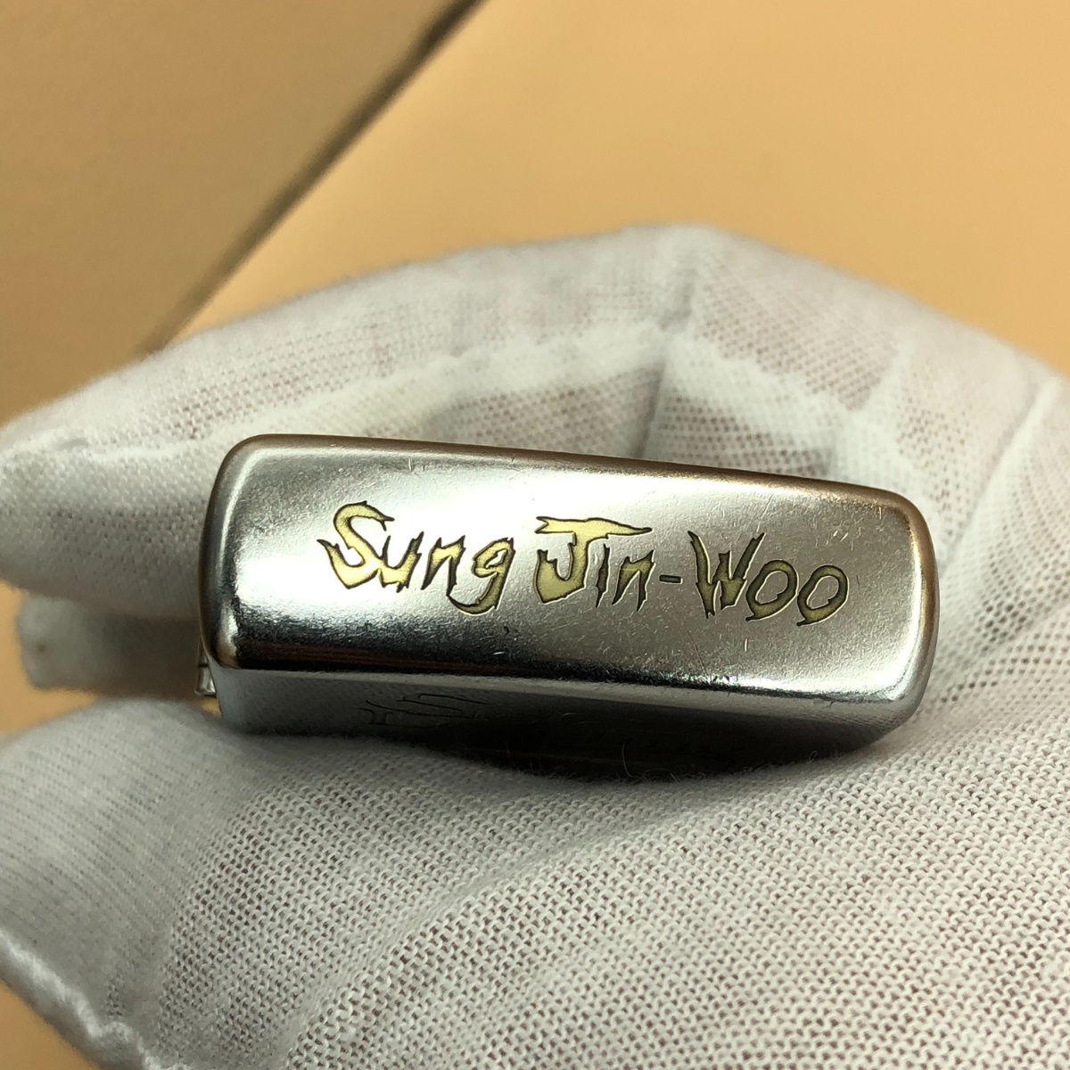 Zippo Classic Street Chrome Solo Leveling Lighter – Sung Jin-Woo & Igris Deep Engraved