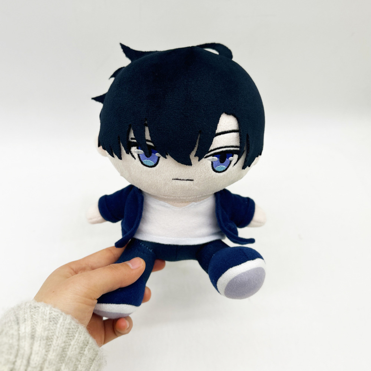 Sung Jin-Woo Plush Toy 21cm – Solo Leveling Anime Soft Stuffed Doll