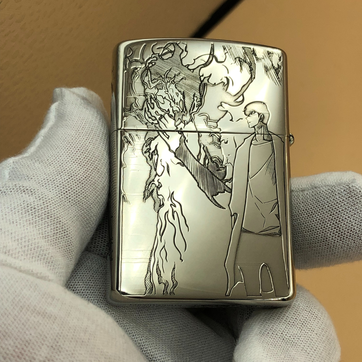 Front view of a metallic Zorro lighter engraved with Beru and Sung Jin-Woo design from Solo Leveling.
